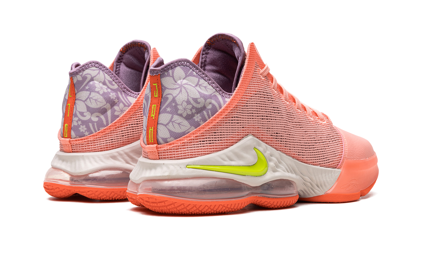 LEBRON XIX LOW "Atomic" DQ8344 600