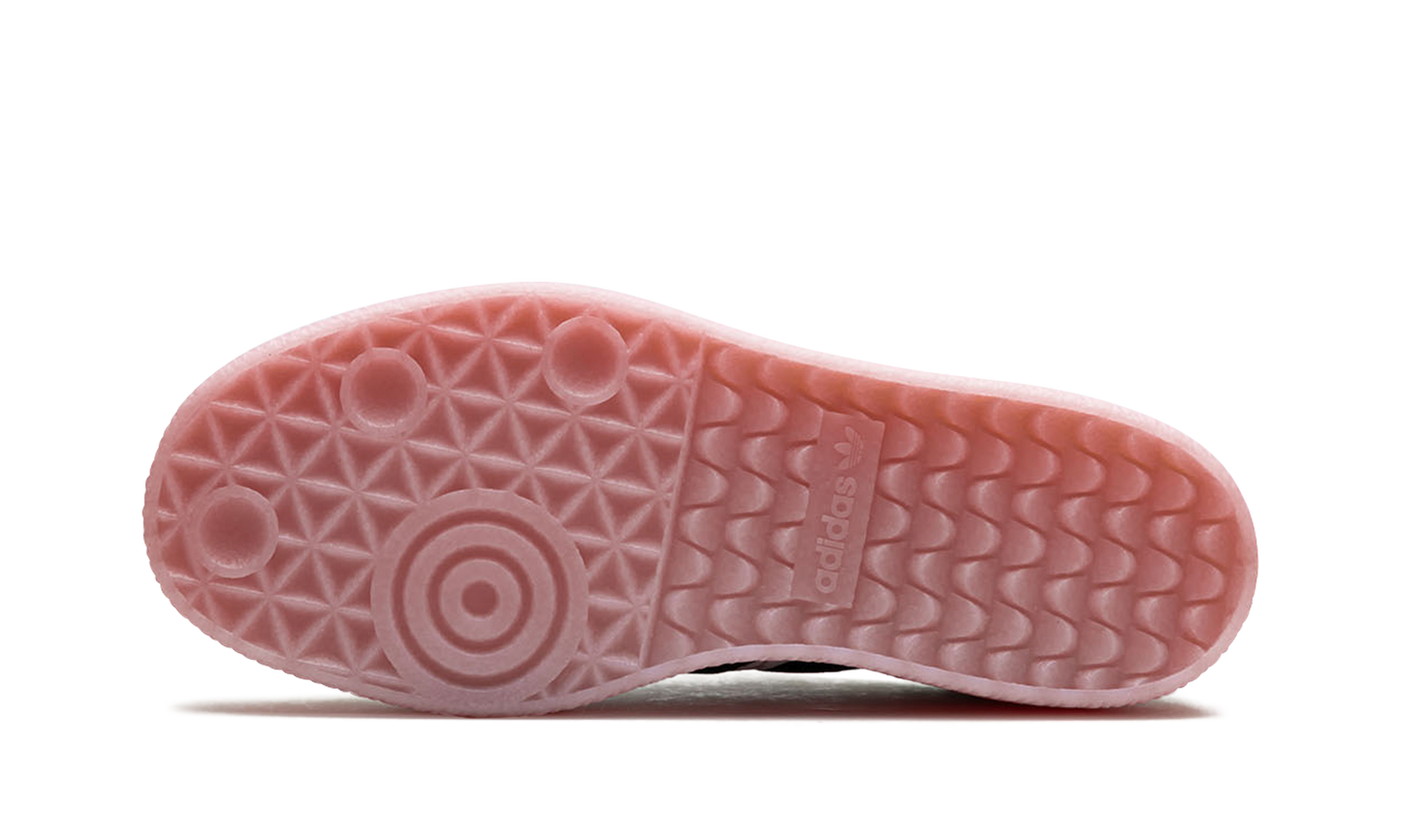 Sambae WMNS "Hello Kitty" IG4450