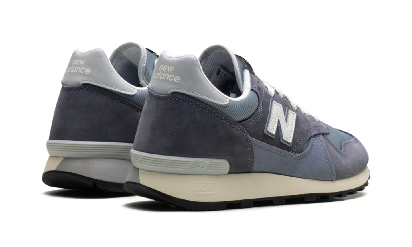 475 "Steel Arctic Grey" M475VTH