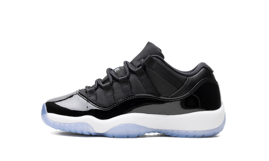 Air Jordan 11 GS "Space Jam" FV5121 004