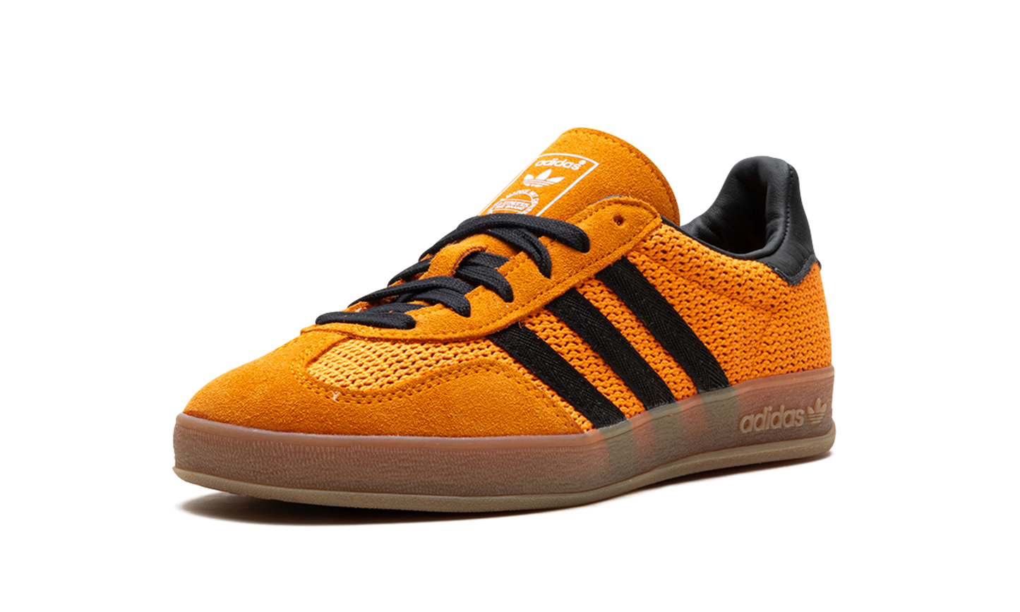 Gazelle Indoor "Orange / Core Black" IH4770