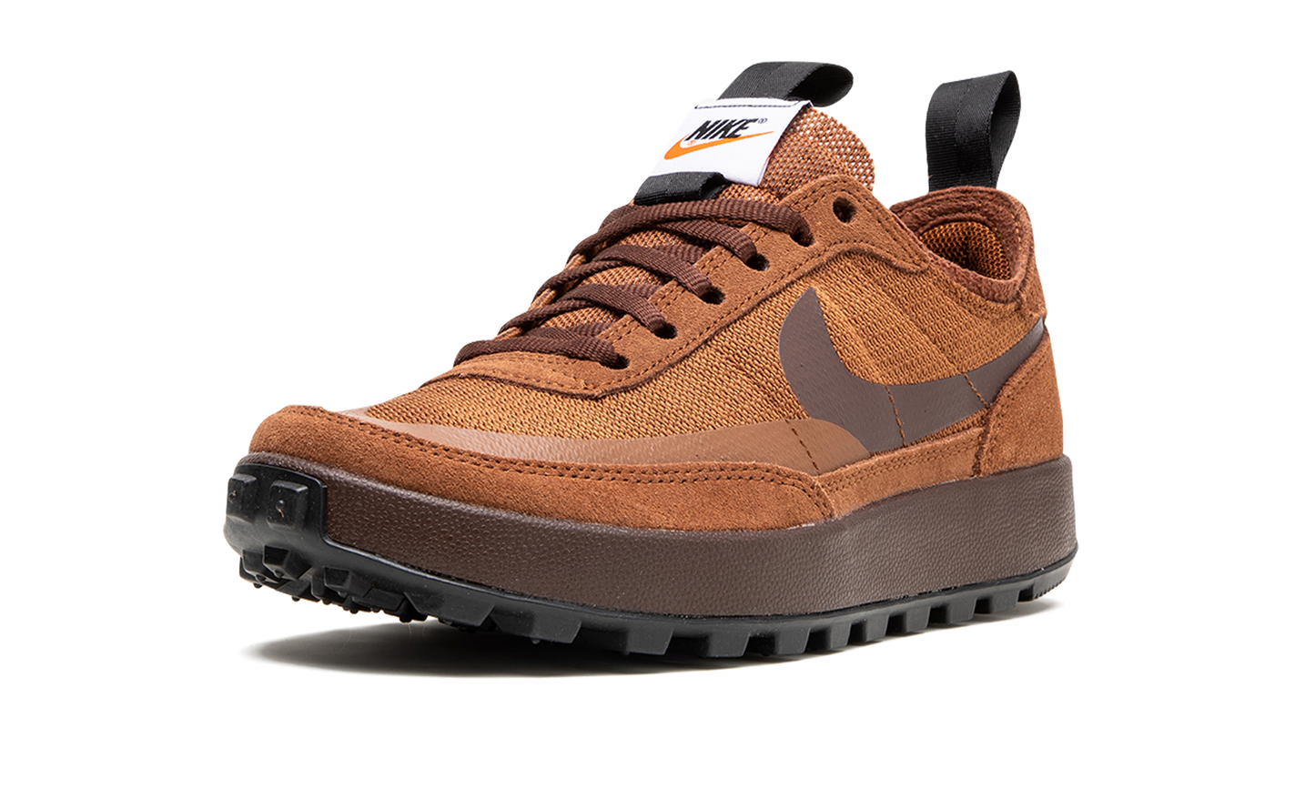 GENERAL PURPOSE SHOE WMNS "Tom Sachs - Field Brown" DA6672 201