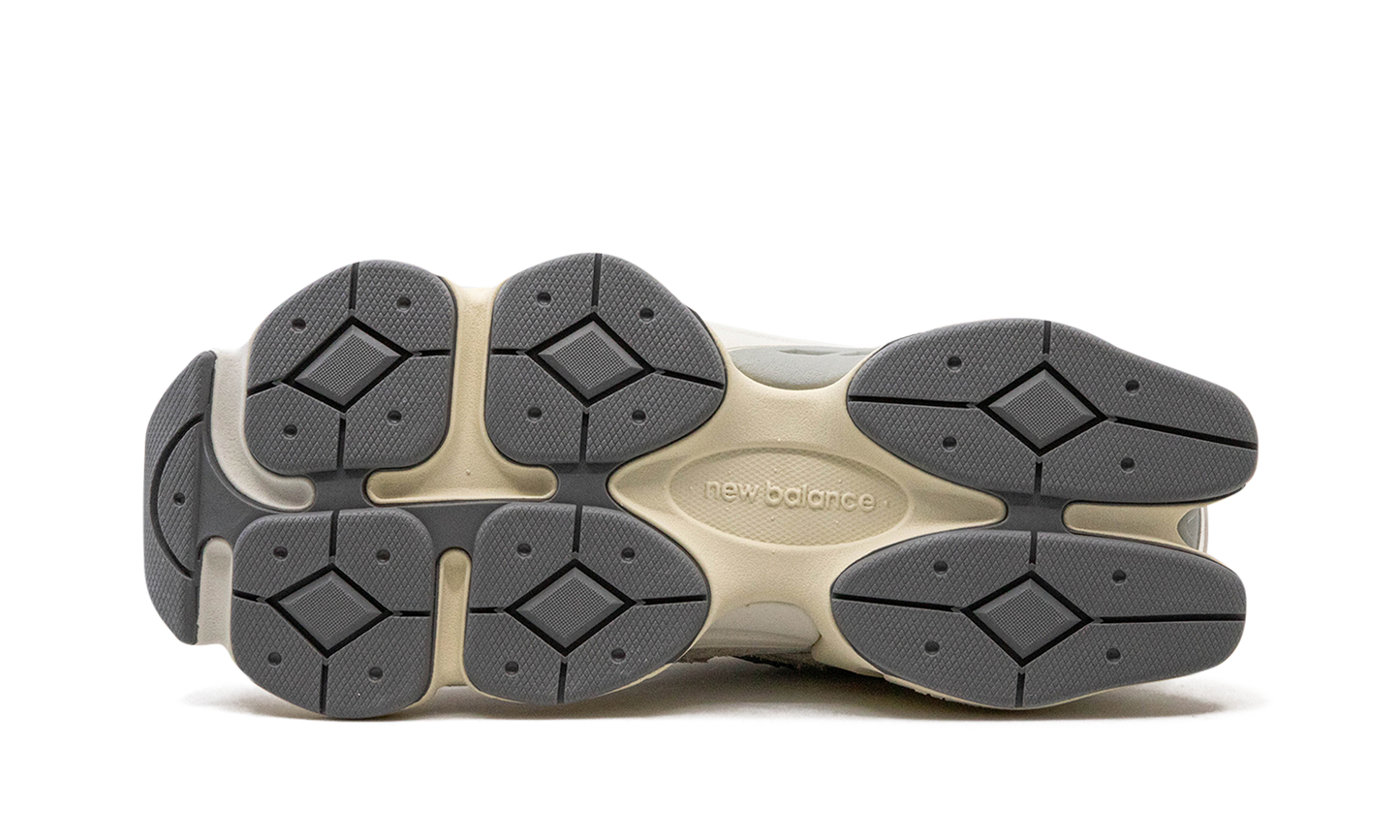 9060 "Suede Pack - Sea Salt" U9060HSC