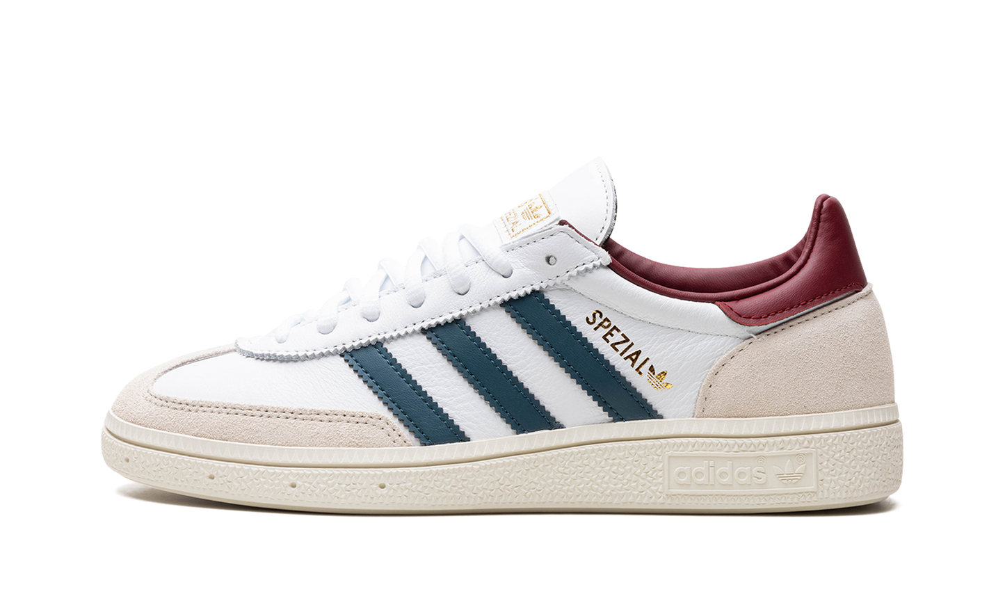Handball Spezial "White Arctic Night" IF3742