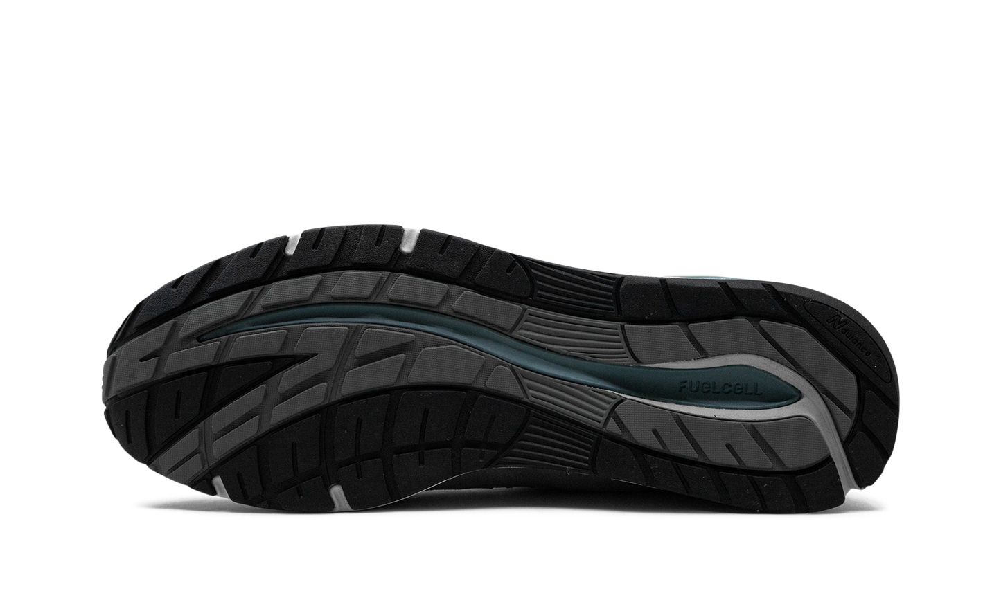 991v2 "Grey" U991GL2