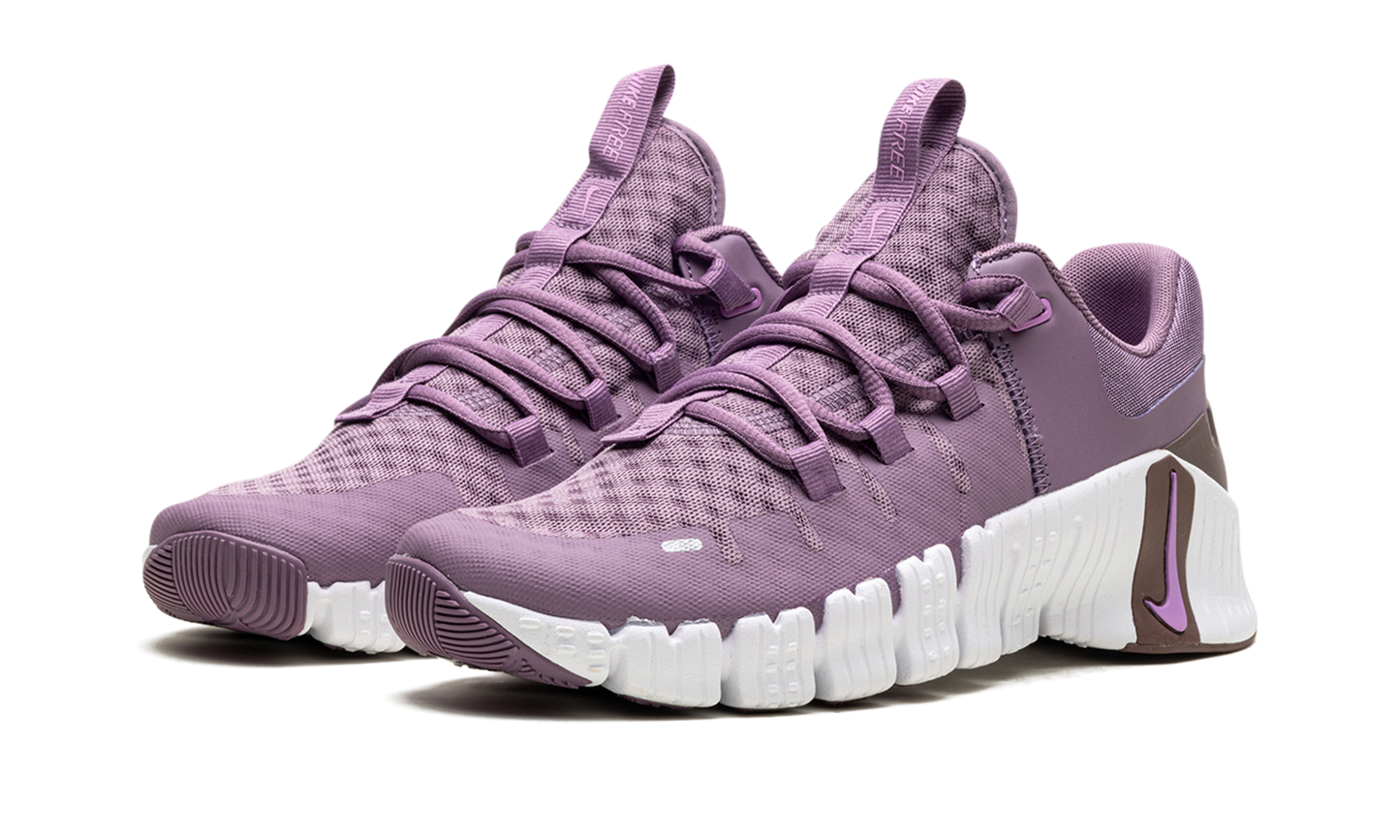 Free Metcon 5 WMNS "Violet Dust" DV3950 500