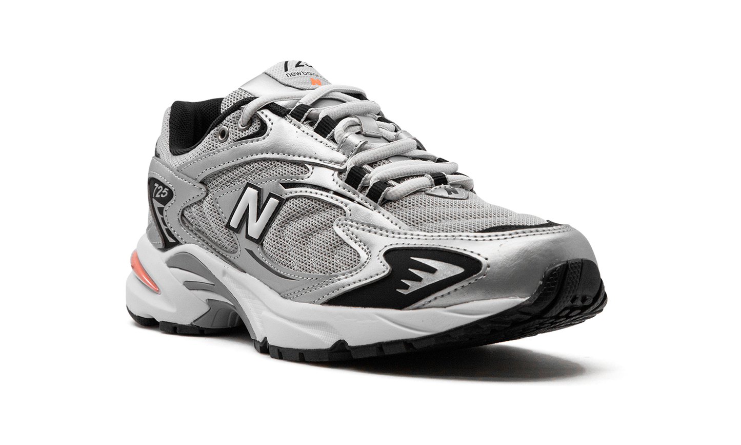 725V1 "METALLIC SILVER" ML725UB