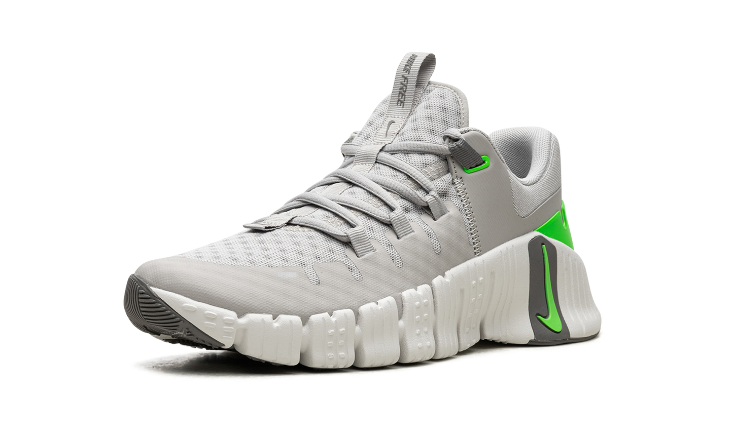 Free Metcon 5 "Light Iron" DV3949 002