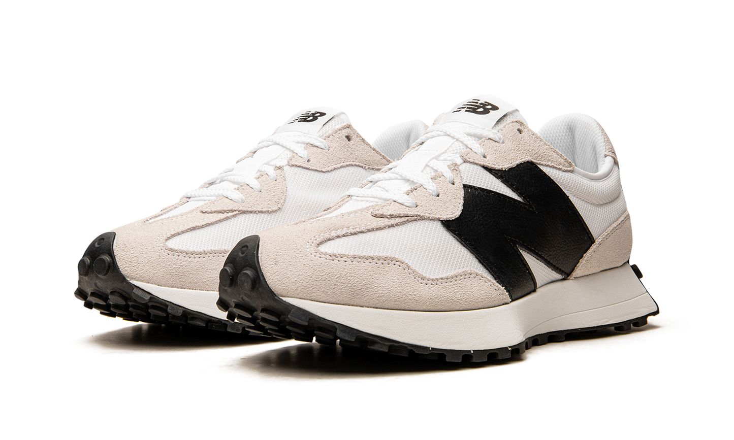 327 "White / Black" MS327CWB