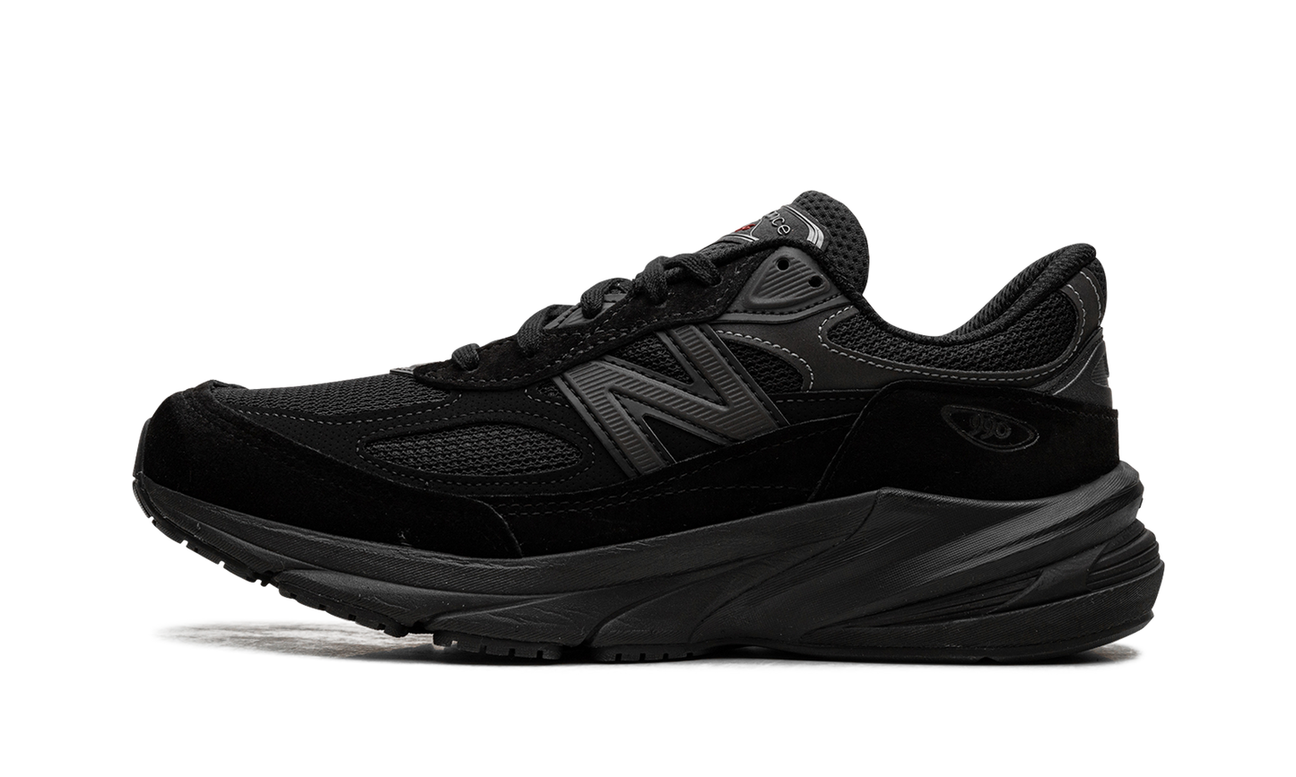 990 v6 "Triple Black" U990BB6