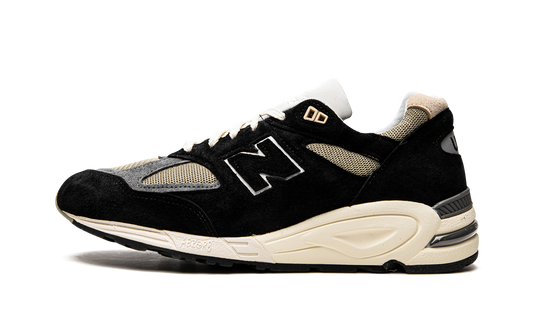 990 v2 "Teddy Santis - Black" M990TE2
