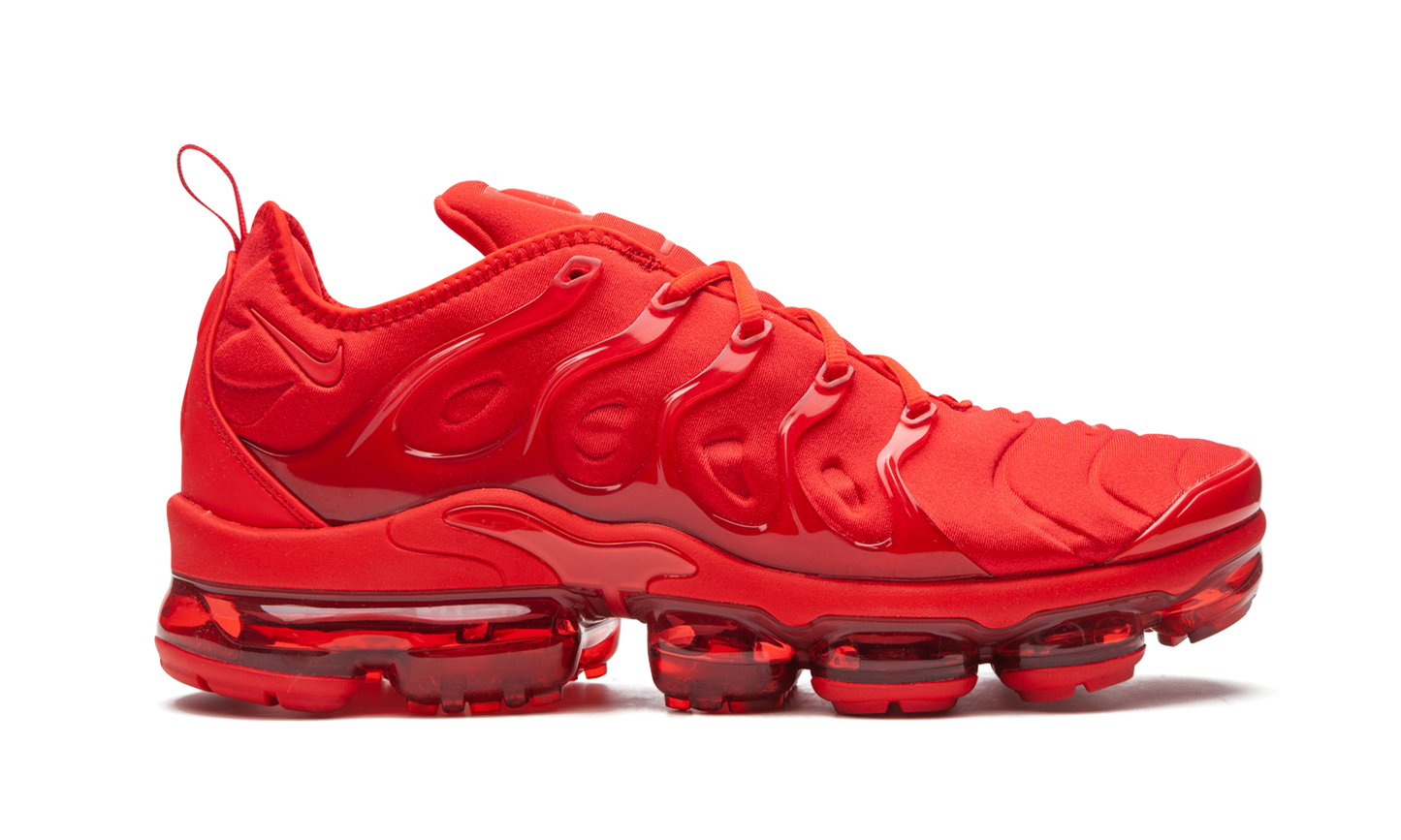 Air VaporMax Plus "TRIPLE RED" CW6973 600