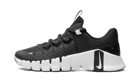 Free Metcon 5 TB "Black White" FN6616 002