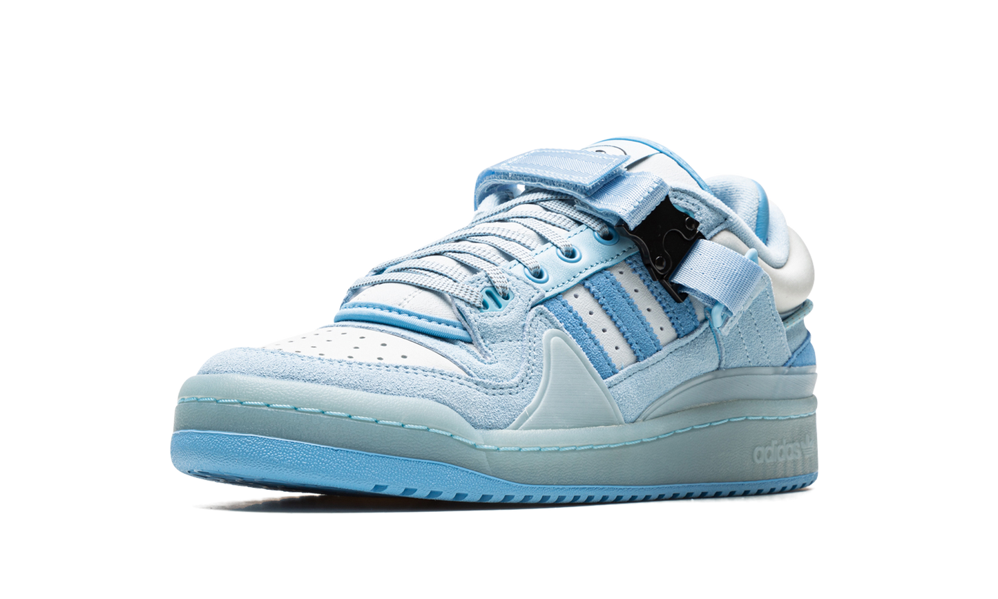 Forum Buckle Low "Bad Bunny - Blue Tint" GY9693