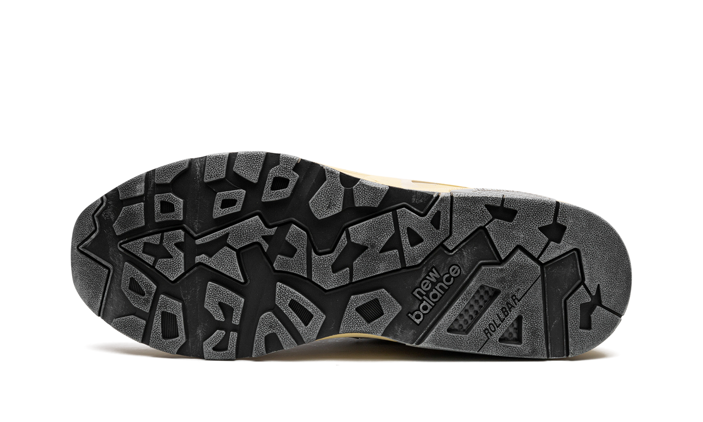 580 "Nightwatch Green" MT580RCA