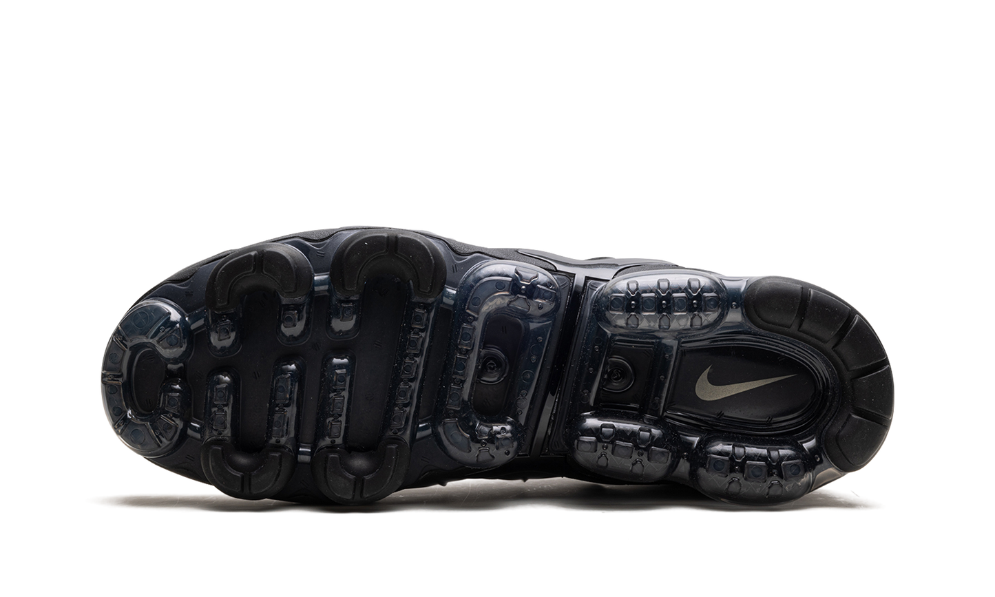 Air Vapormax Plus "Black" BQ5068 001