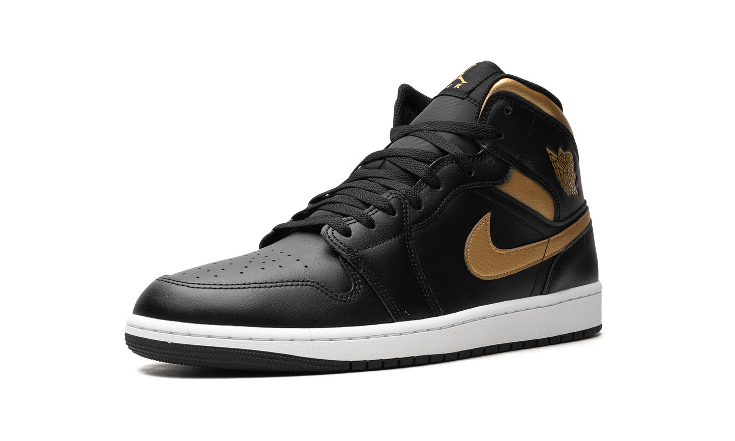 Air Jordan 1 Mid "Black" DQ8426 071