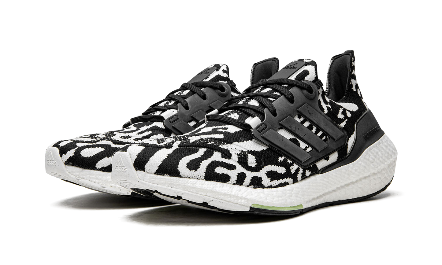 Ultraboost 22 "Zebra" GX6300