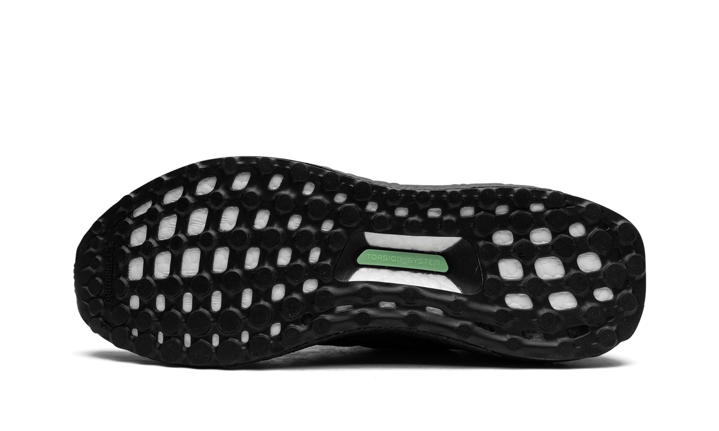 Ultraboost 1.0 DNA "Triple Black" HQ4199