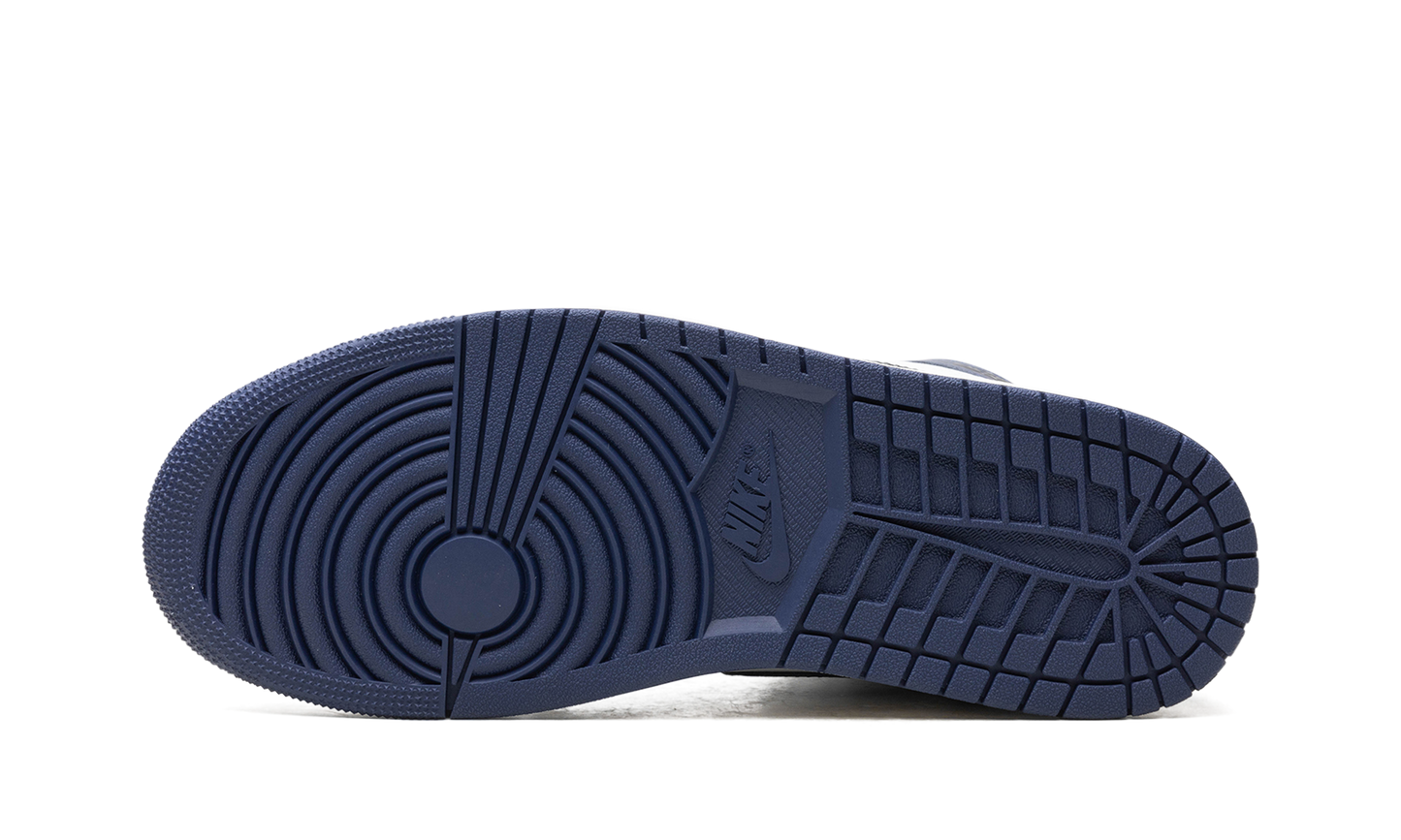 Air Jordan 1 Retro High OG "Midnight Navy" DZ5485 401