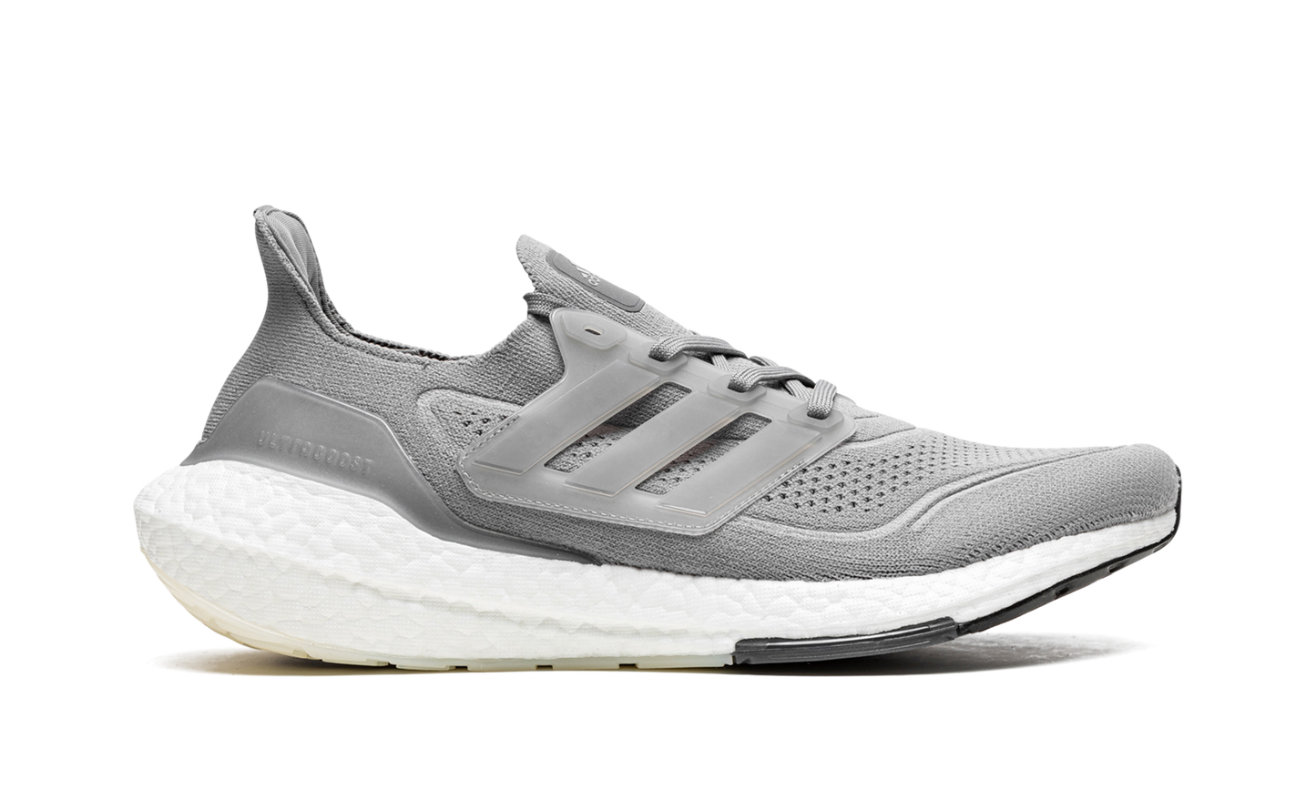 UltraBoost 21 FY0381