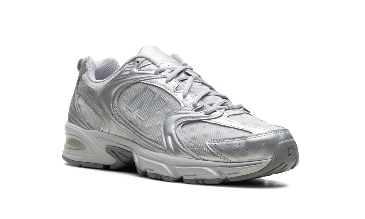 530 "Silver Metallic Raincloud Polka Dots" U530HFZ