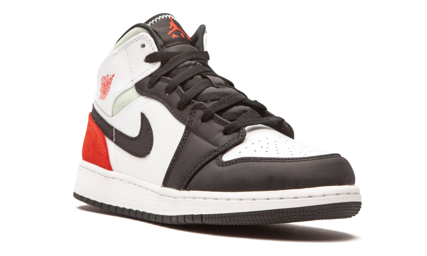 Air Jordan 1 Mid SE GS "Red / Grey / Black Toe" BQ6931 100