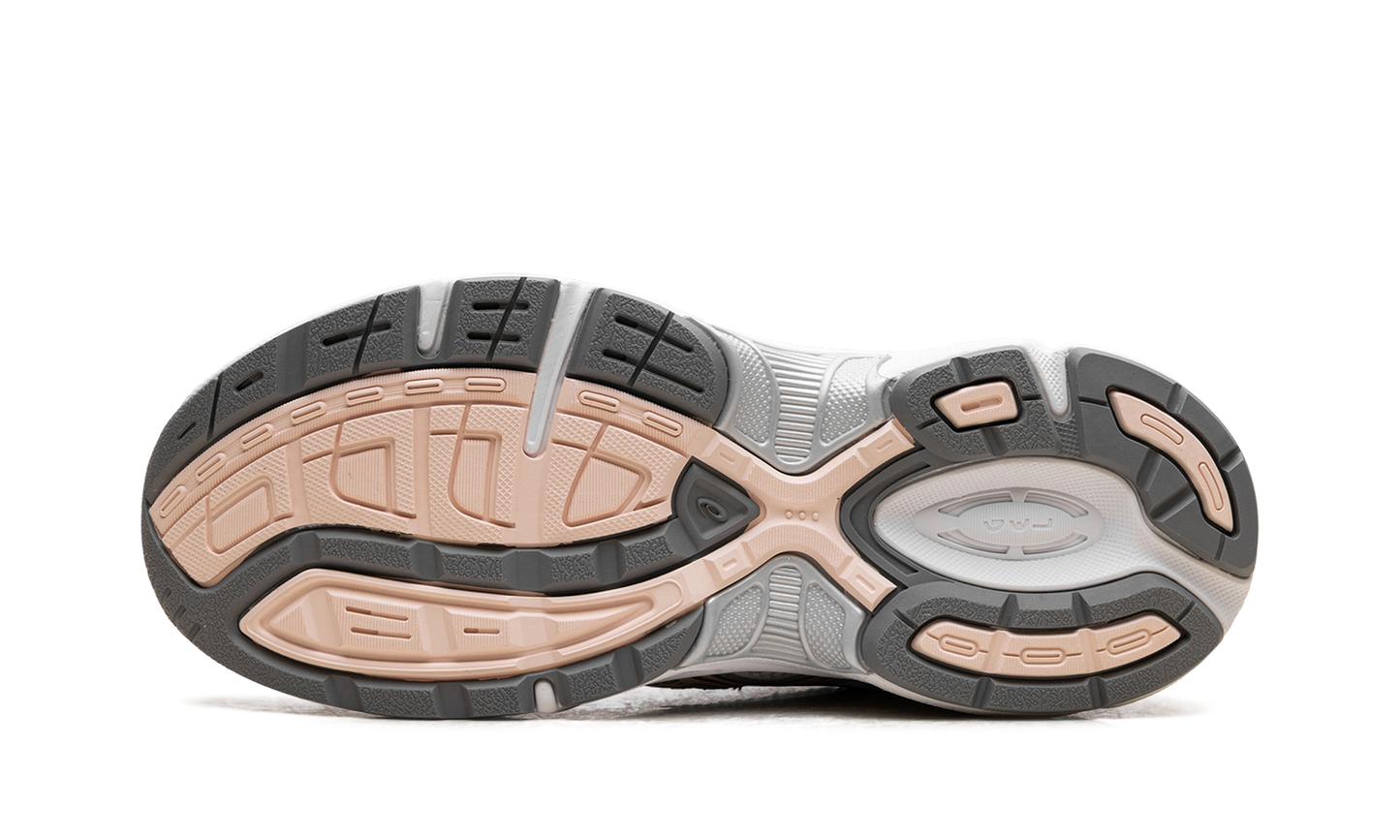 Gel-1130 GS "White Pearl Pink" 1204A169 101