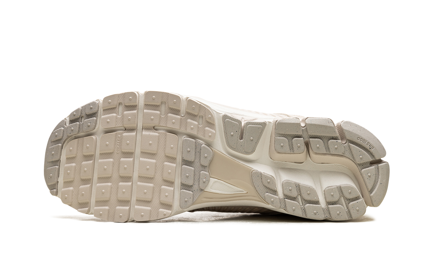 Zoom Vomero 5 "Light Orewood Brown" HF1553 100