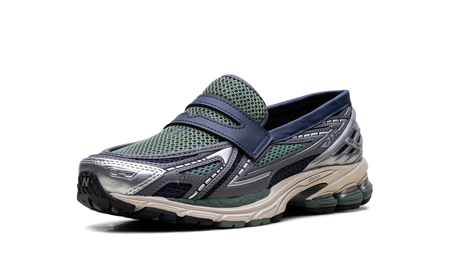 1906L "Silver Metallic Dark Juniper" U1906LOA