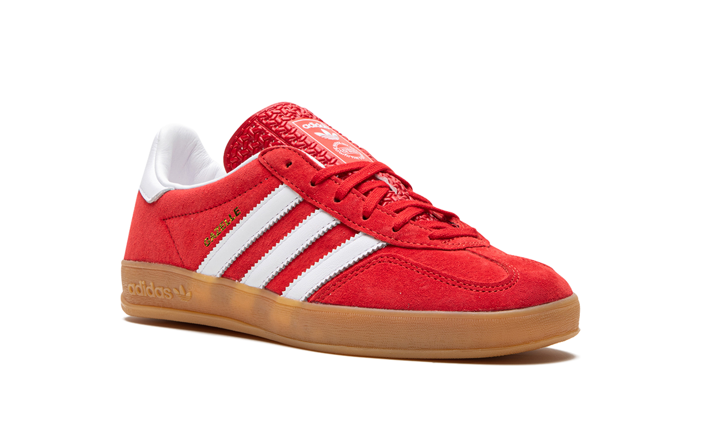 Gazelle Indoor "Scarlet Cloud White" H06261