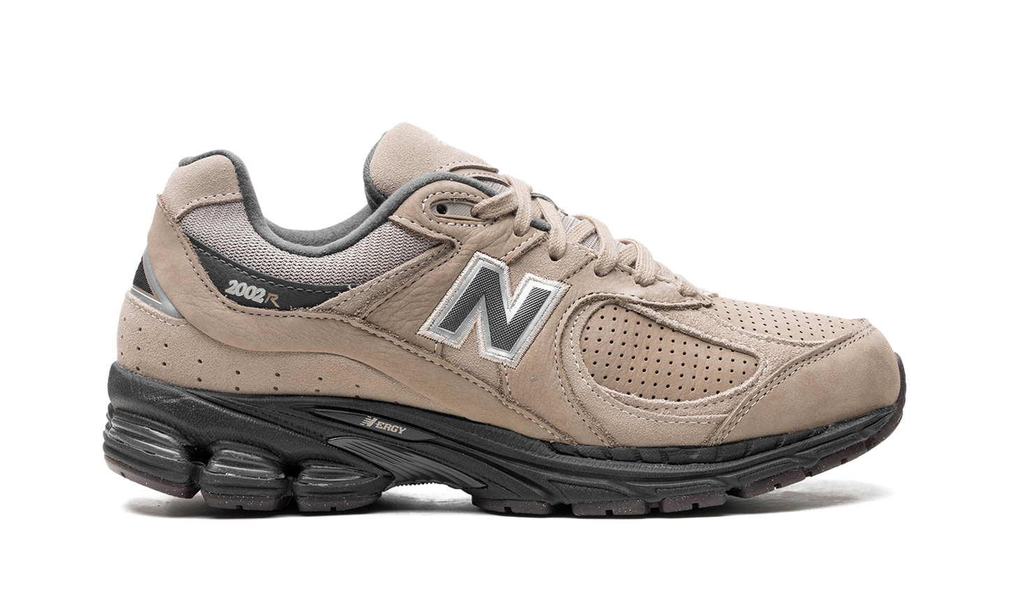 2002R "Driftwood" M2002REG