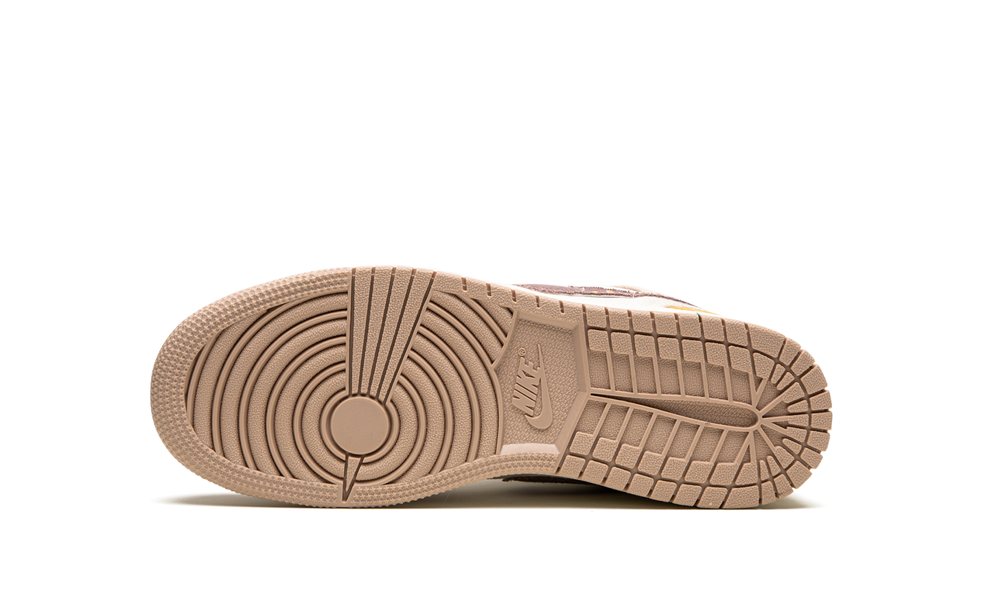 Air Jordan 1 Mid SE Craft GS "Inside Out - Taupe Haze" DZ4466 102