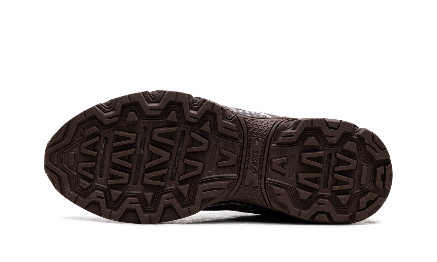 Gel-Venture 6 "Story mfg. Reddish Brown" 1203A712 200