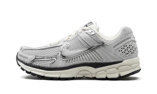 Zoom Vomero 5 "Chrome" HJ3758 001