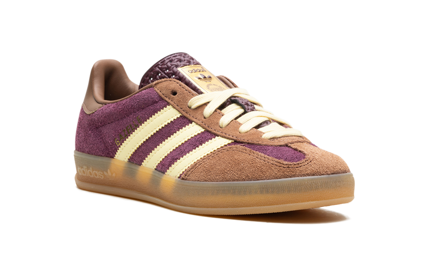 Gazelle Indoor "Maroon Almost Yellow" JI0324