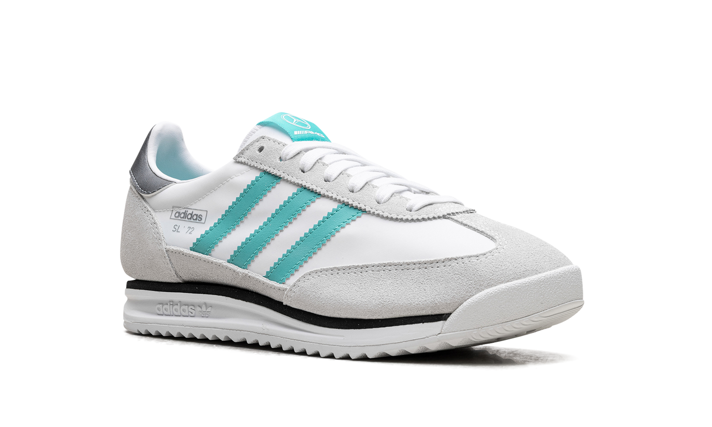 SL 72 RS "Mercedes-AMG Petronas Formula One Team White" JQ1781