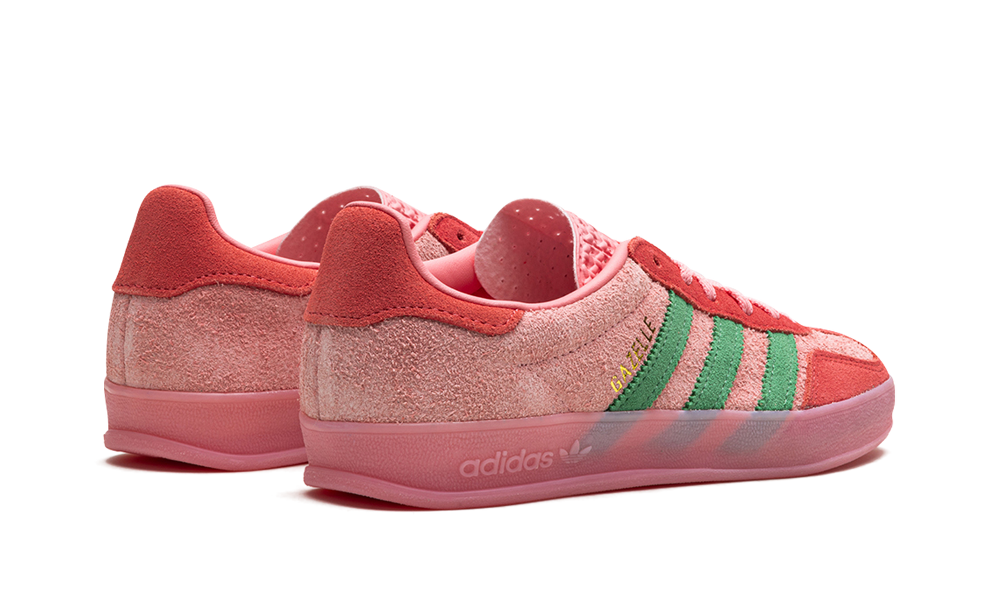 Gazelle Indoor WMNS "Semi Pink Spark Preloved Scarlet" IG6782