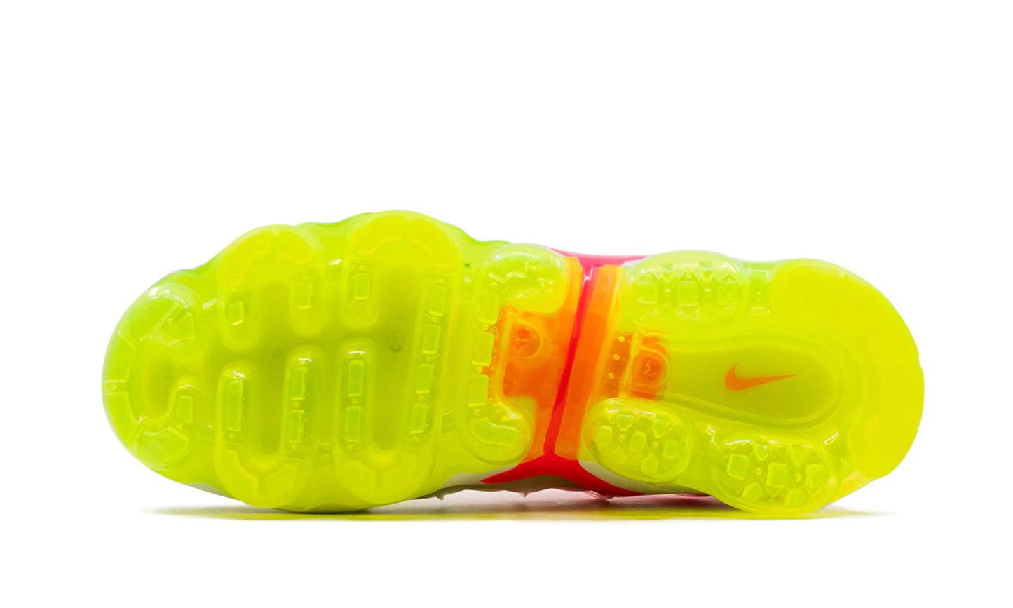 AIR VAPORMAX PLUS MNS WMNS DC2045 900