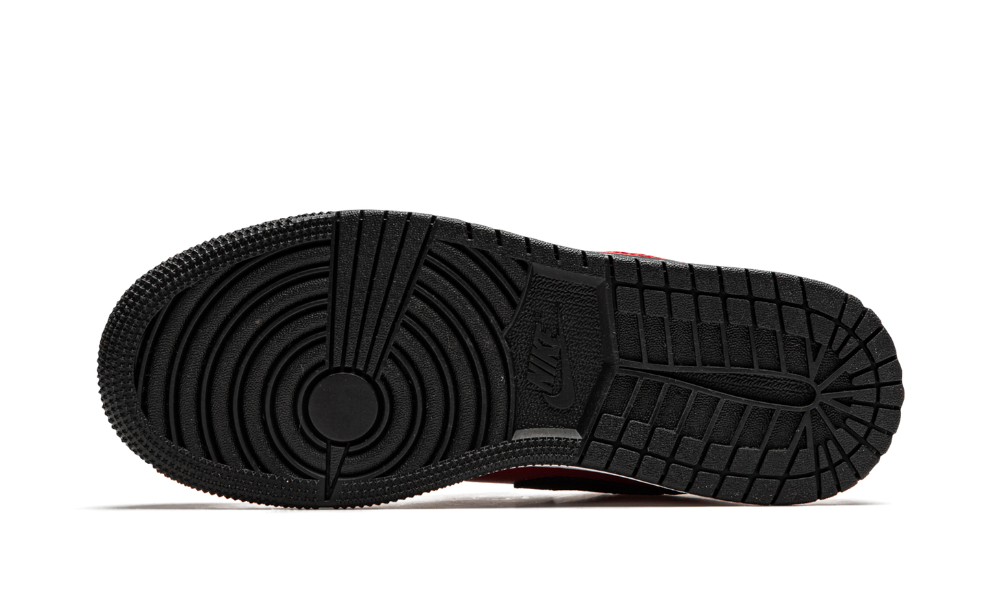 Air Jordan 1 Low GS "Black Pebbled" 553560 605