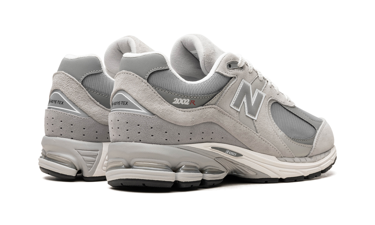 2002R Gore-Tex "Concrete" M2002RXJ