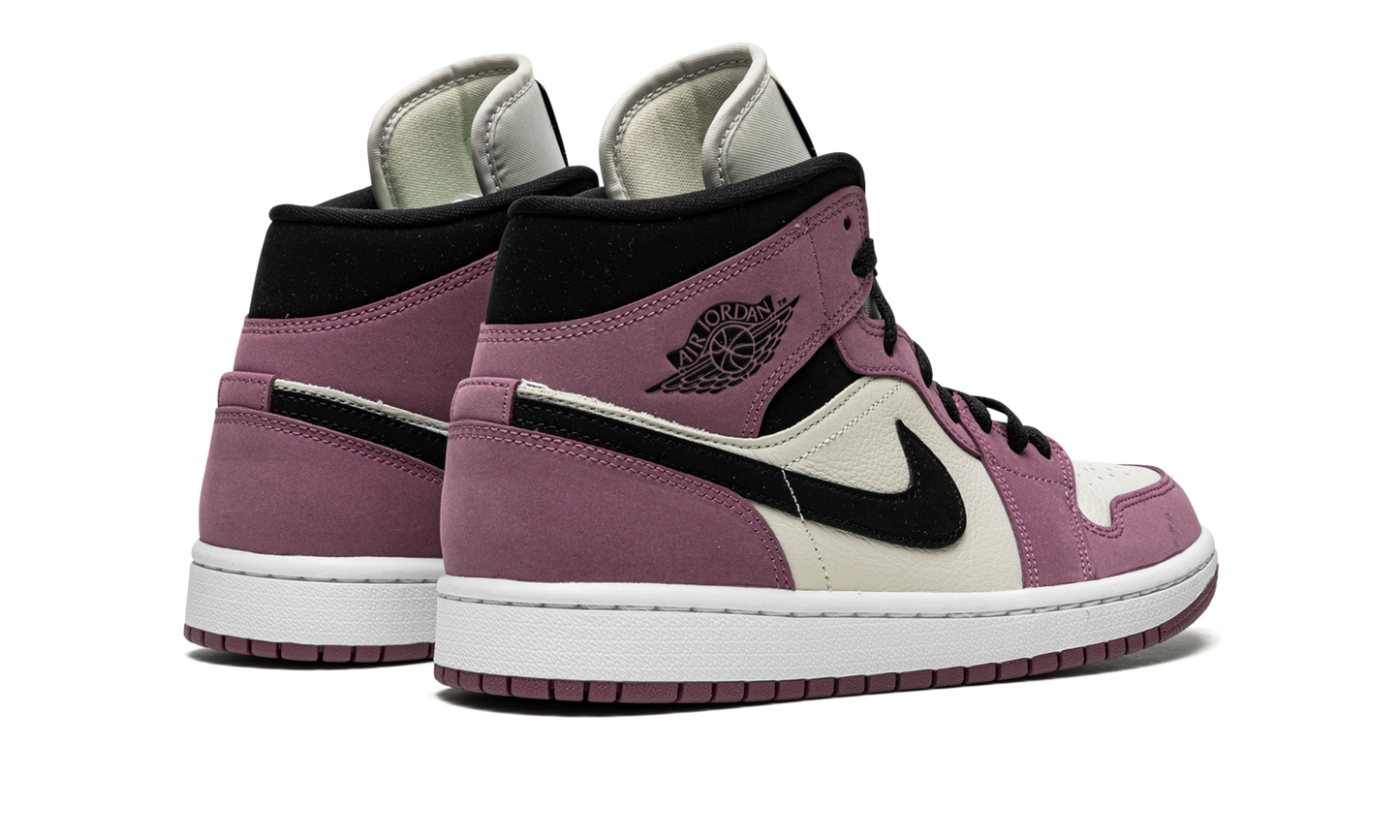 AIR JORDAN 1 MID SE WMNS "Berry Pink" DC7267 500