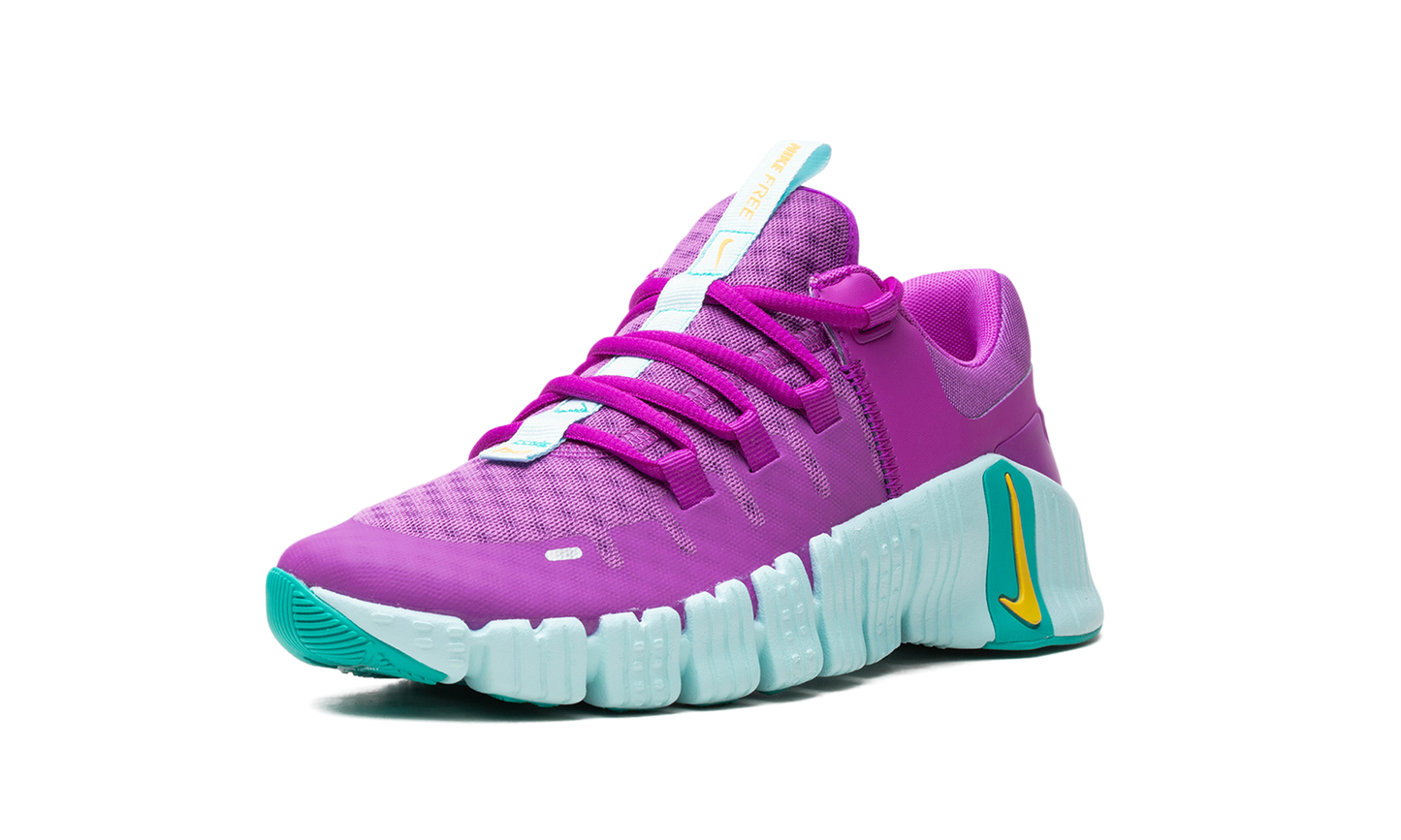 Free Metcon 5 WMNS "Hyper Violet" DV3950 501