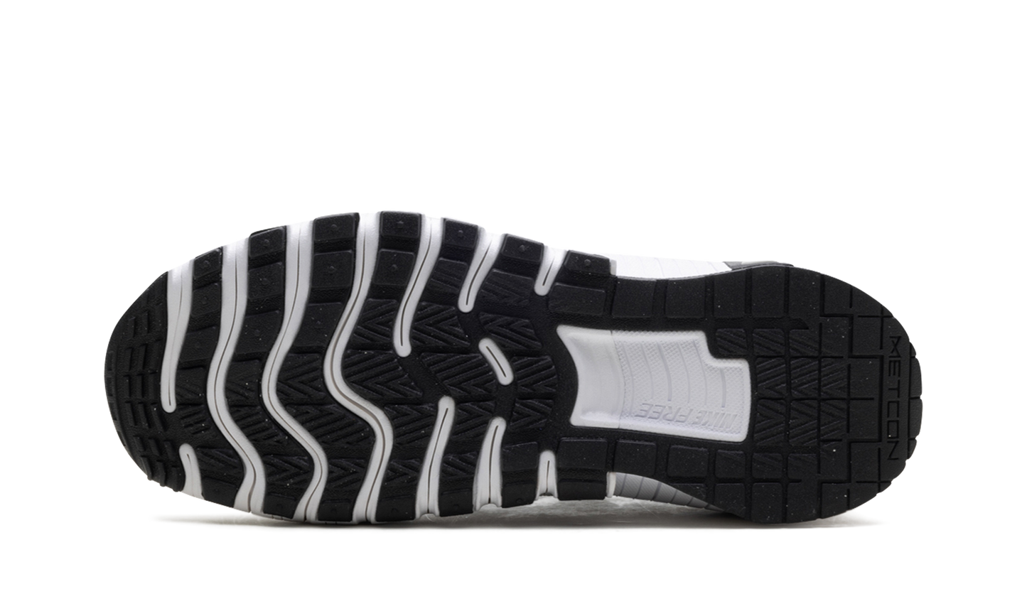 Free Metcon 6 WMNS "Black White" FJ7126 001