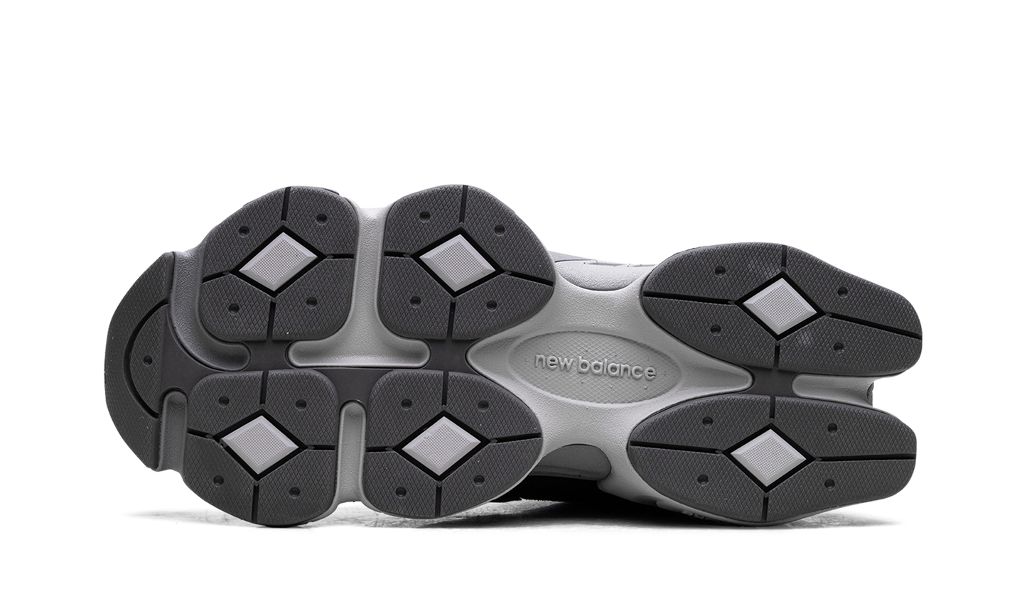 9060 "Black / Casterock" U9060ERA