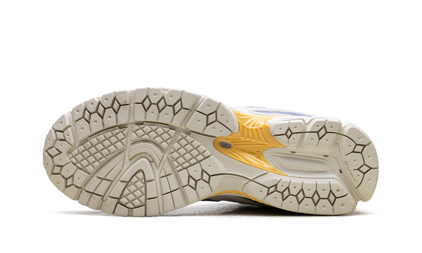 2002R "Dusk Shower Clementine Sea Salt" U2002RZN