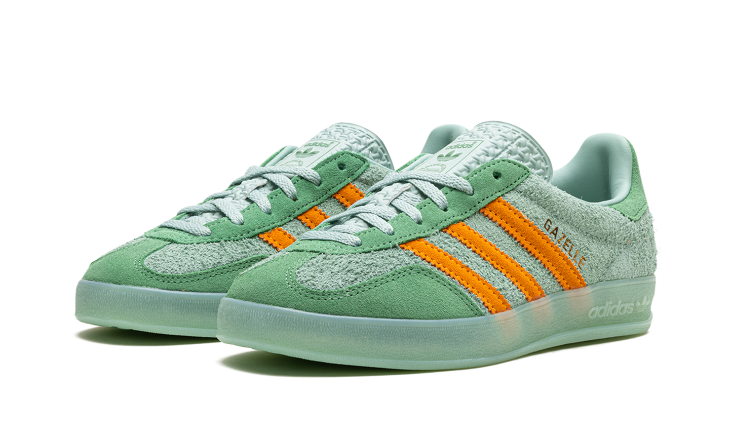 Gazelle Indoor WMNS "Hazy Green Crew Yellow" IG6783