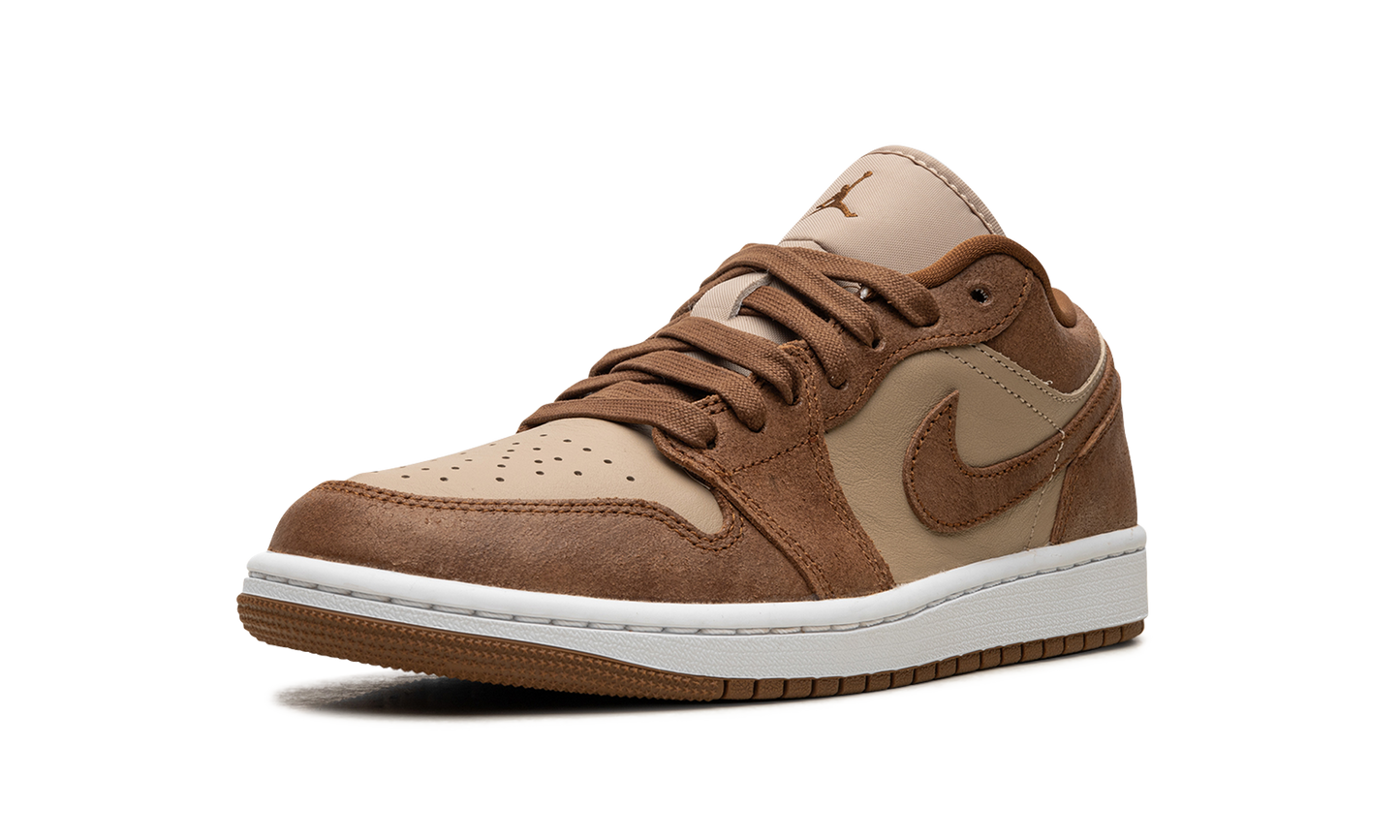 Air Jordan 1 Low WMNS "Tan/Brown" FJ3453 200