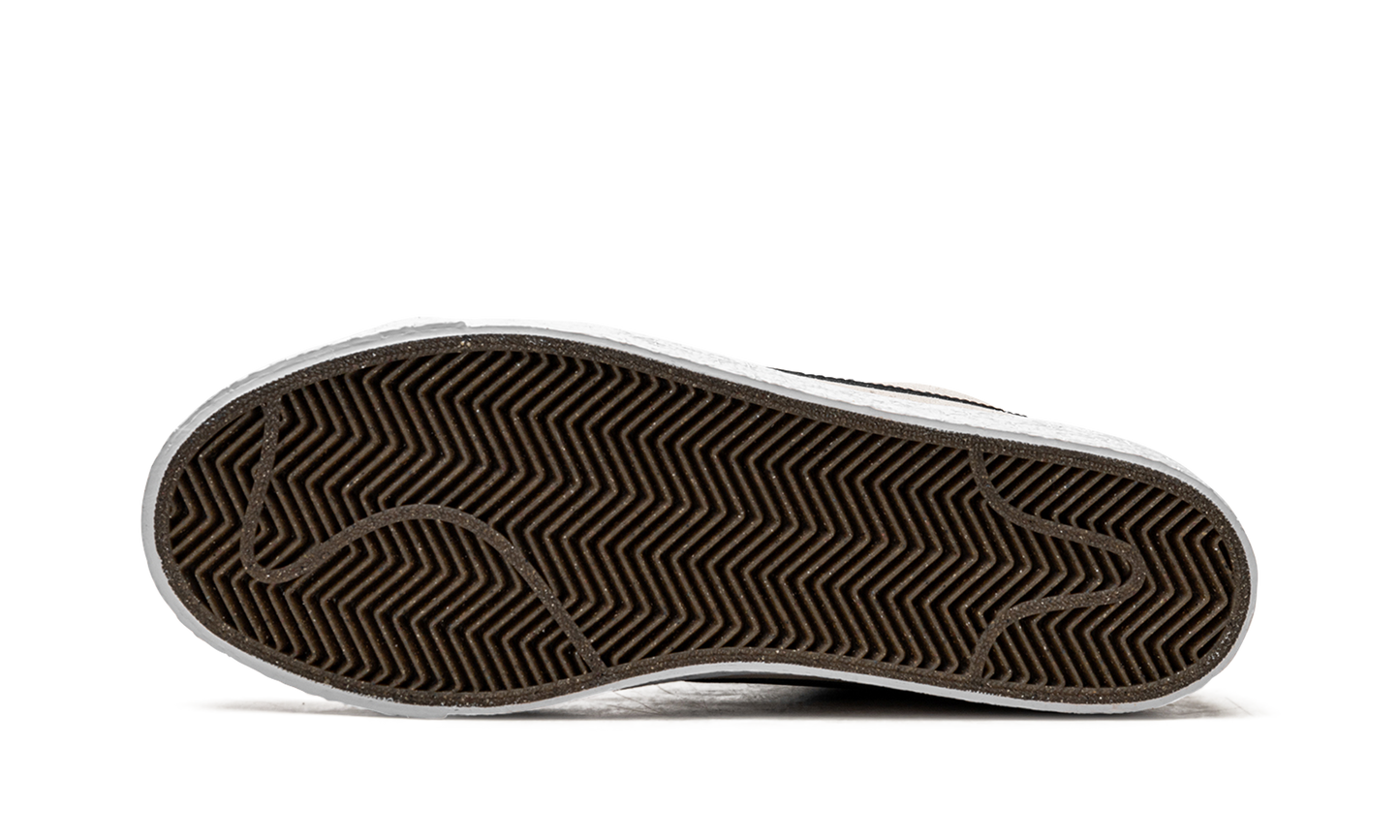 SB Blazer Mid PRM 864349 011