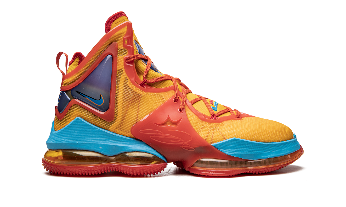 LEBRON XIX "Space Jam - Tune Squad" DC9338 800